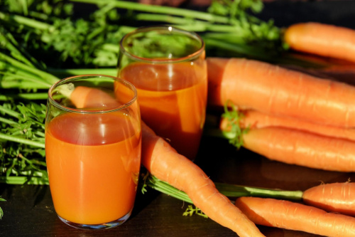 Морковный сок – рекордсмен по содержанию Витамина А 