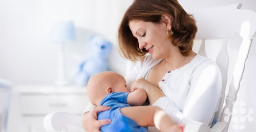 Грудное вскармливание: польза для малыша и мамы 