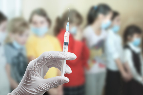 Массовая вакцинация против гриппа началась в Тюменской области