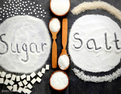 Обязательные ограничения: соль и сахар в питании
